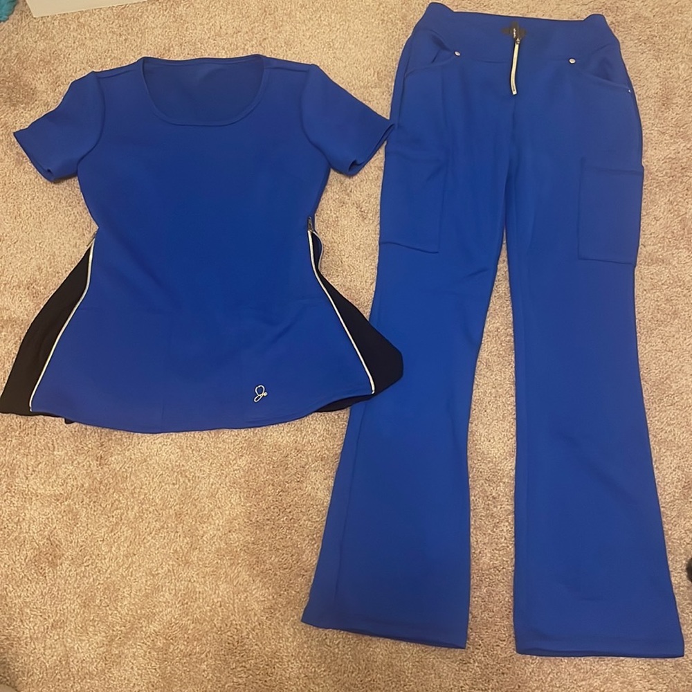 Lot Jaanuu Royal Blue XS 13 Scrub Tops and 12 Bottoms